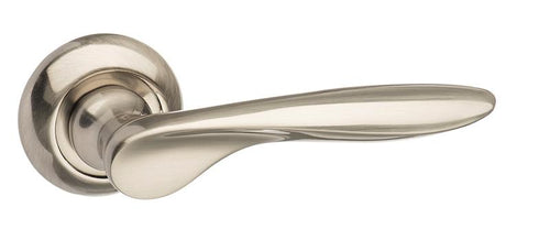 Mediterranean Malta Lever on Round 