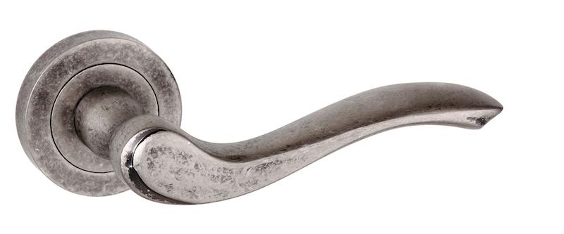 Old English Warwick Lever on Round Rose - Distressed Silver