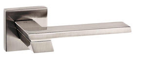 Senza Pari Giovanni Designer Lever on Square Rose - Satin Nickel